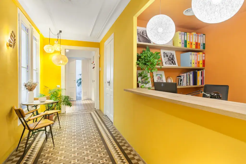 Meet BCN - Coworking Space in Barcelona interior photo 3