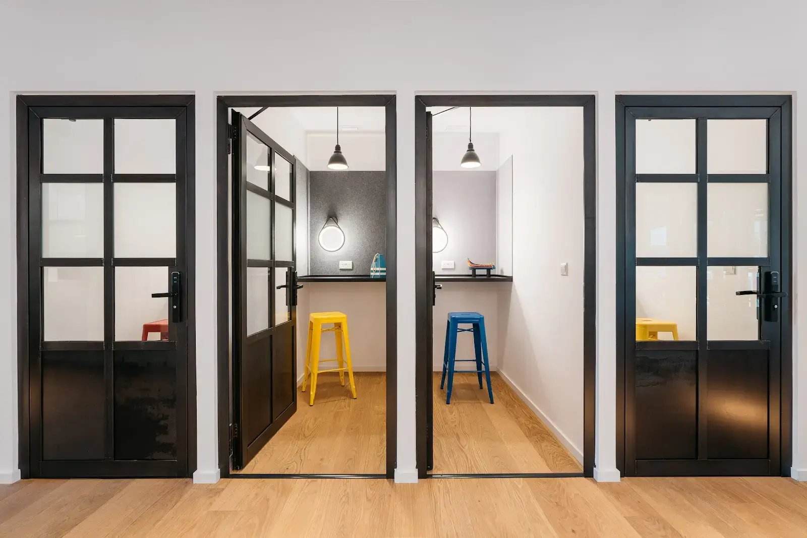 Ruby Ninu Workspaces St. Julians interior photo 6