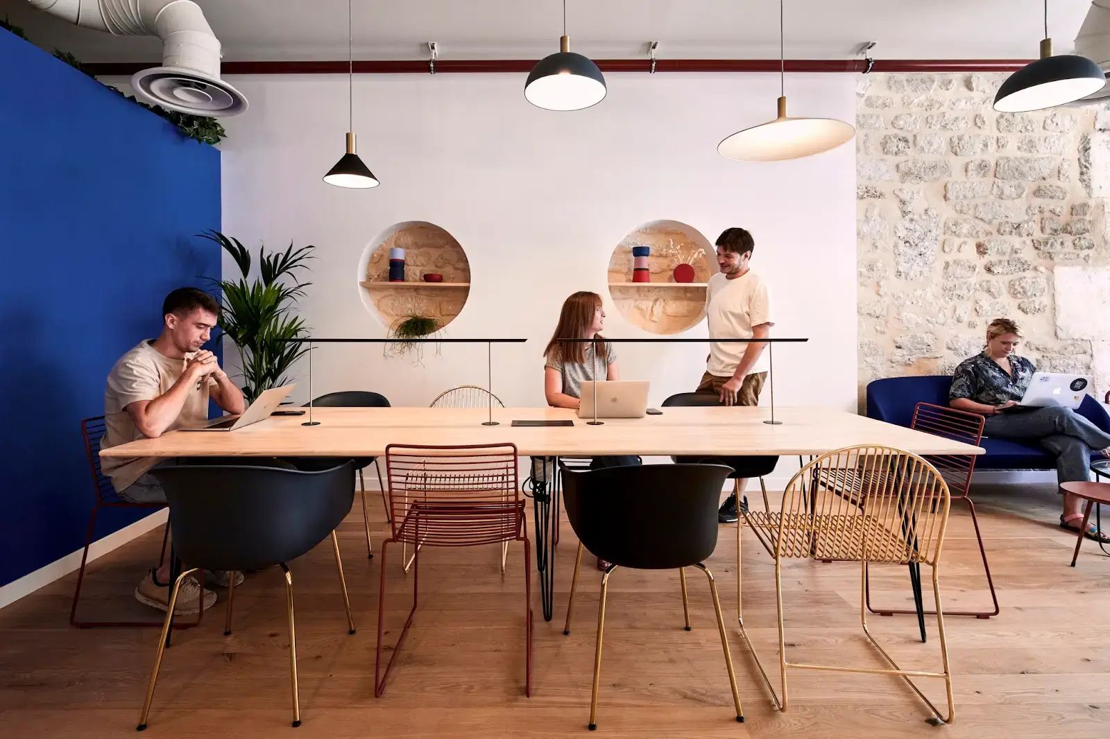 Morning, Ledru-Rollin interior photo 5