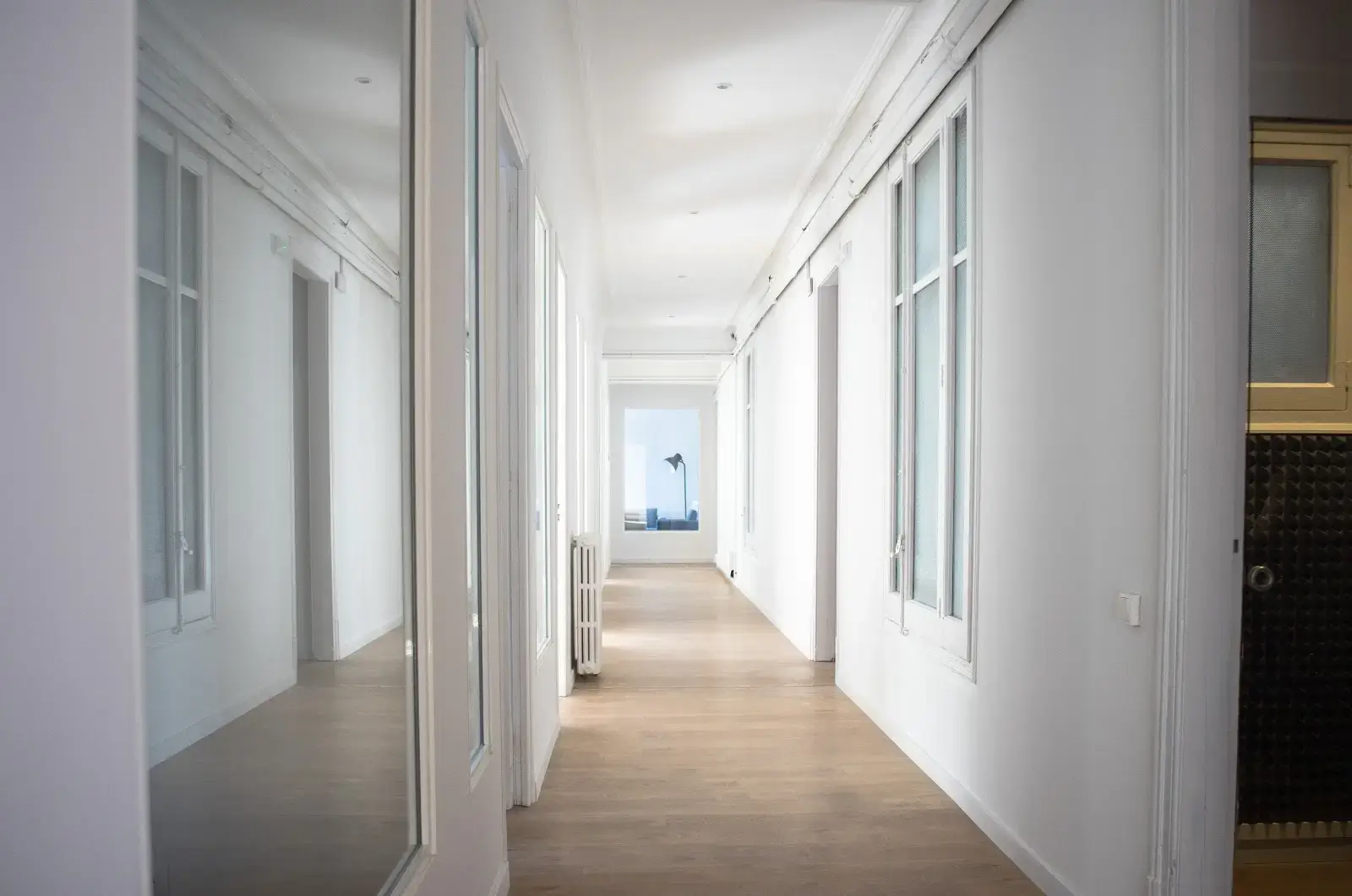 Sowo Coworking Barcelona interior photo 9