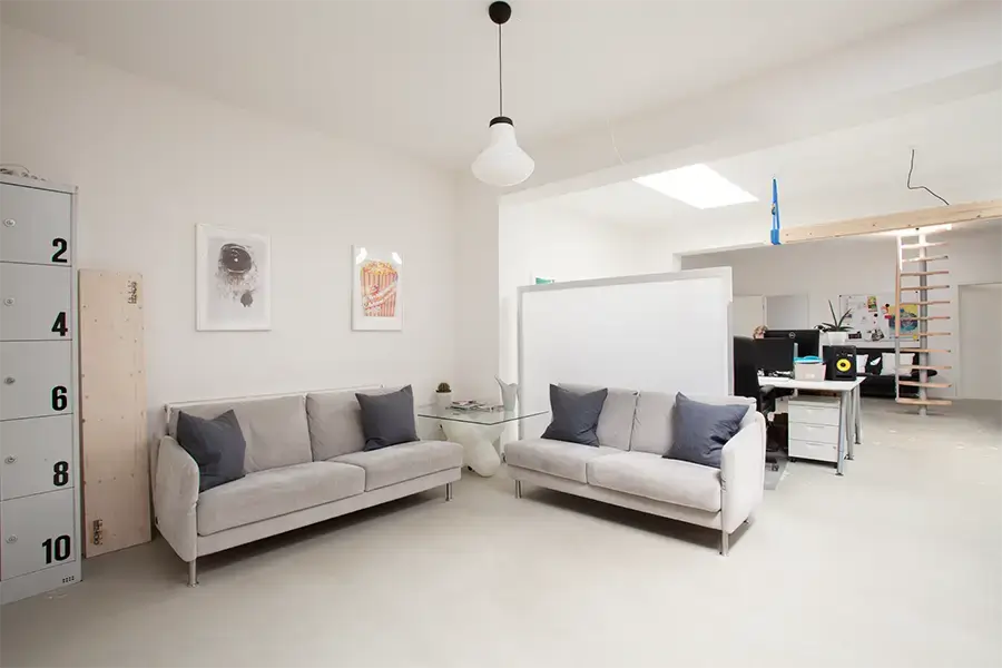 Ehrenspace interior photo 5