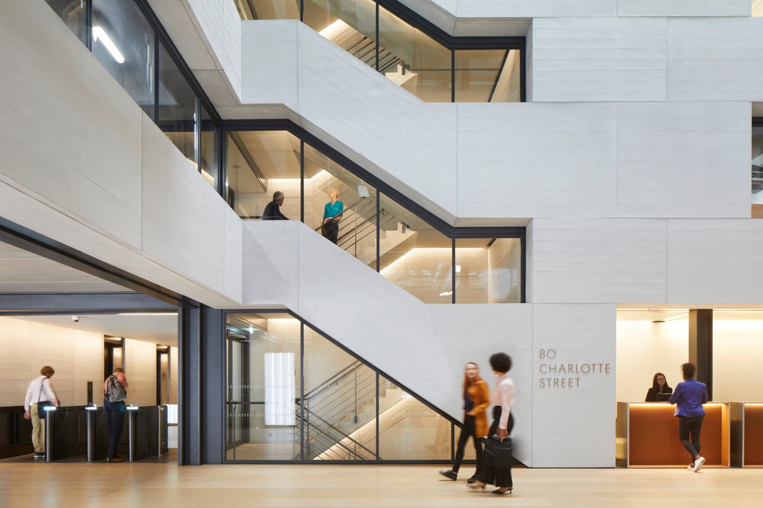80 Charlotte Street interior photo 1