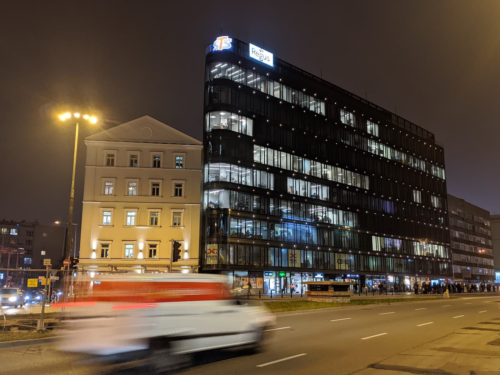 Regus Warsaw Polna Corner interior photo 4
