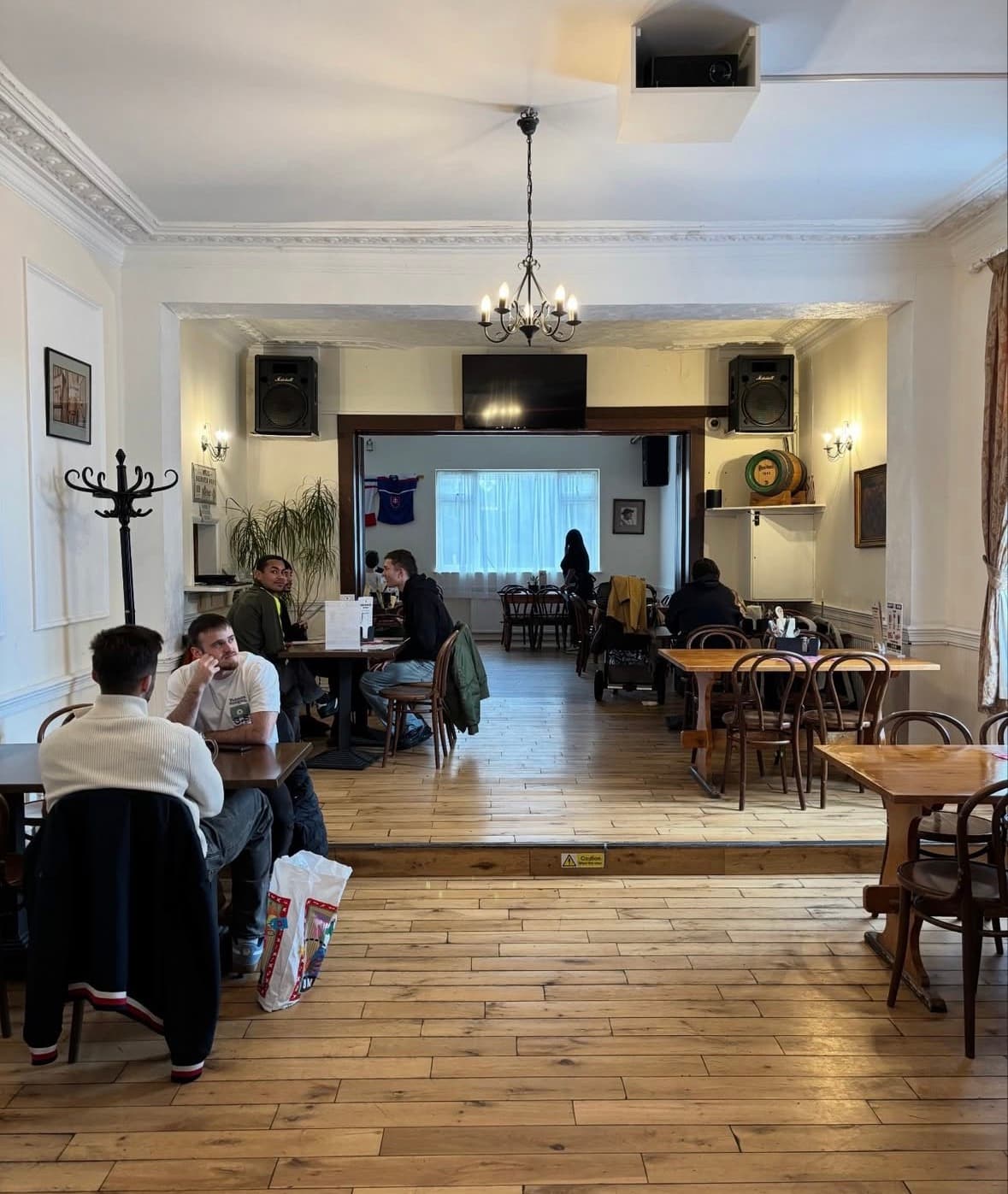 Bohemia House interior photo 1