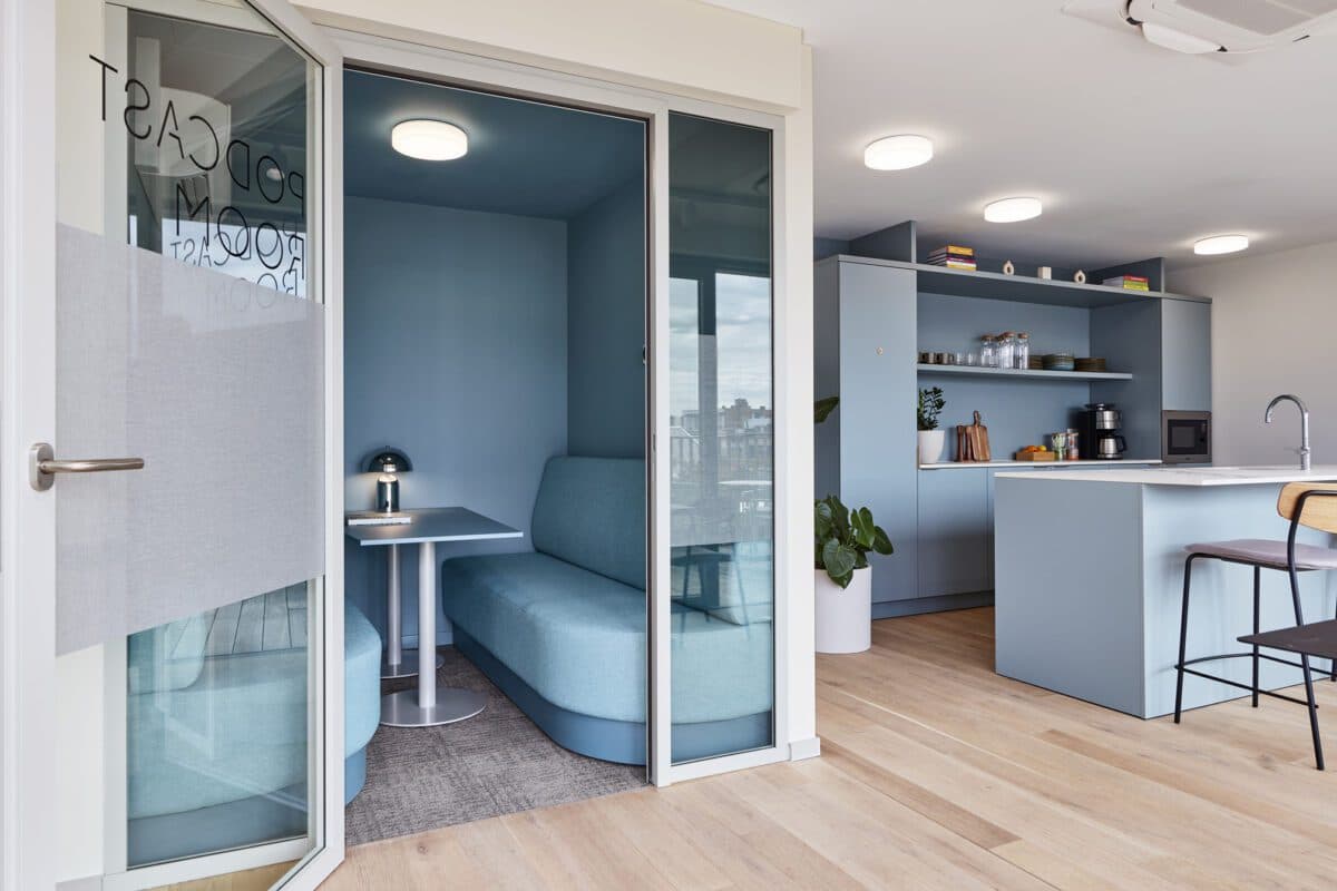 Clockwise Antwerp - Coworking & Office Space interior photo 6