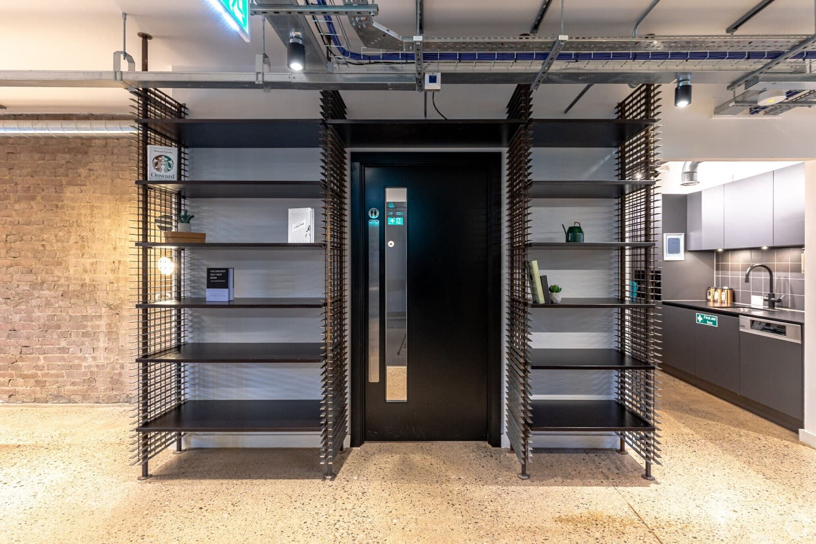 Clockwise Edinburgh Leith - Coworking & Office Space interior photo 14