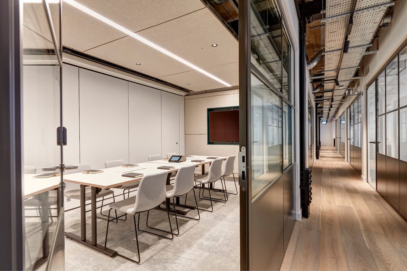 Clockwise Leeds - Coworking & Office Space interior photo 11