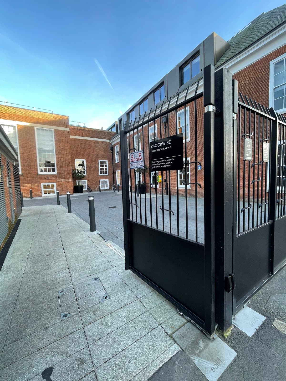 Clockwise Old Town Hall, Bromley - Coworking & Office Space interior photo 14