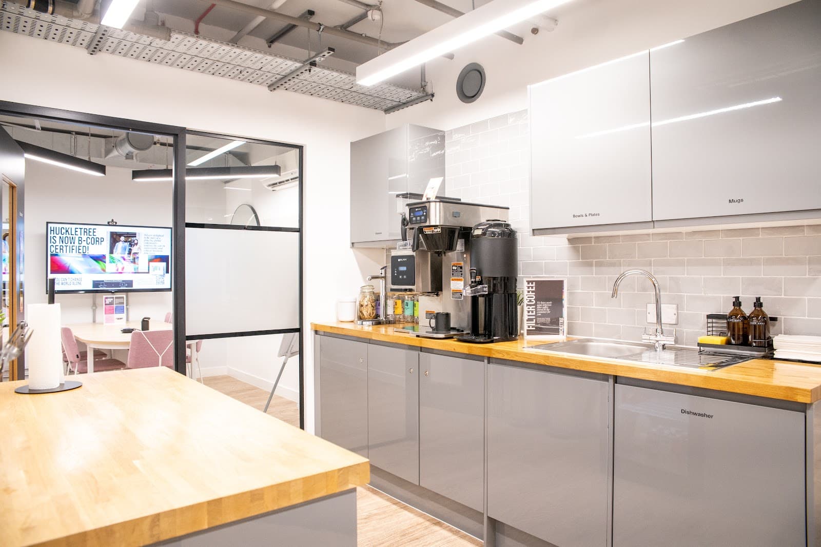 Huckletree Soho - Central London Coworking & Office Space interior photo 5