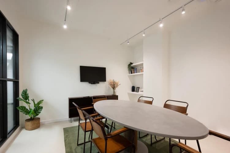 Netil House (Creative Workspace) interior photo 4
