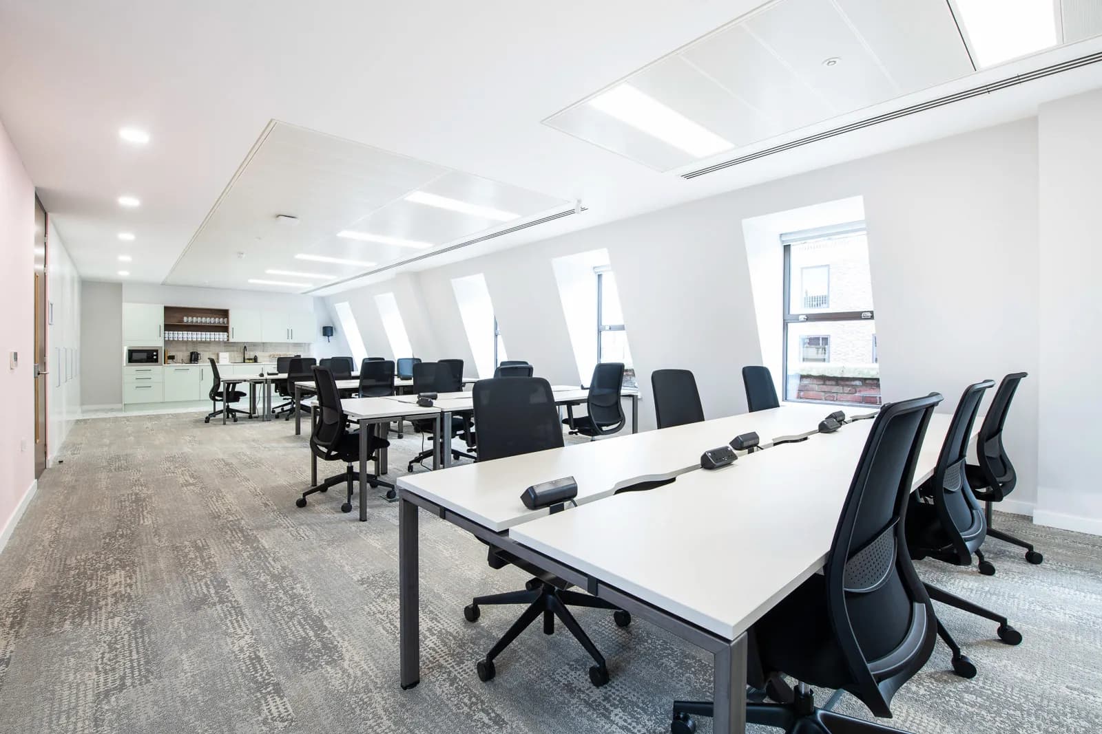 Runway East Bloomsbury | Office Space interior photo 1