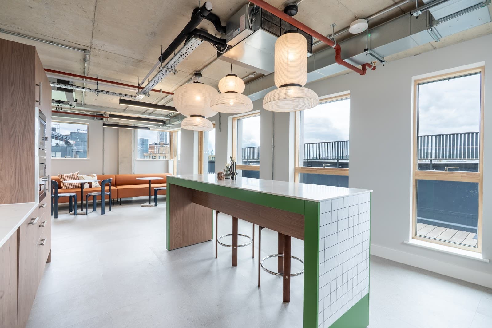 Runway East Borough High Street | Office Space interior photo 4