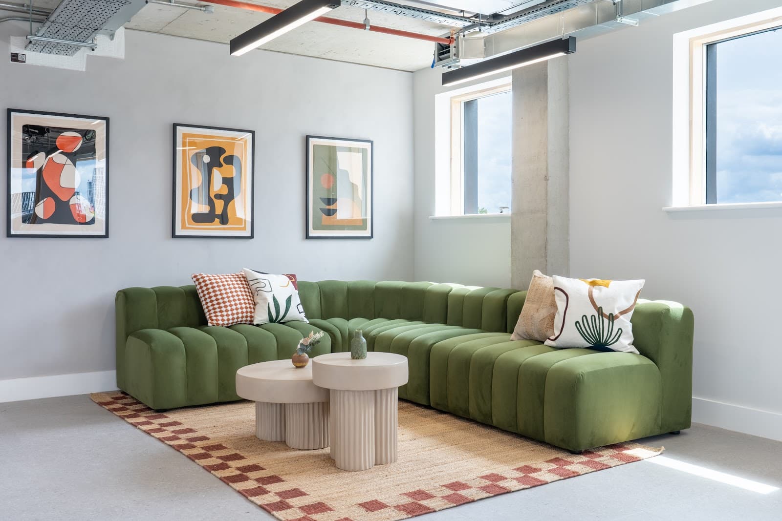 Runway East Borough High Street | Office Space interior photo 3