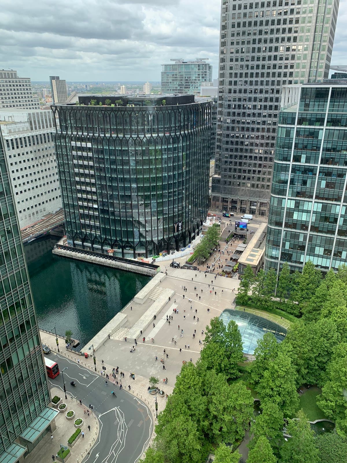 Servcorp - Canary Wharf interior photo 15