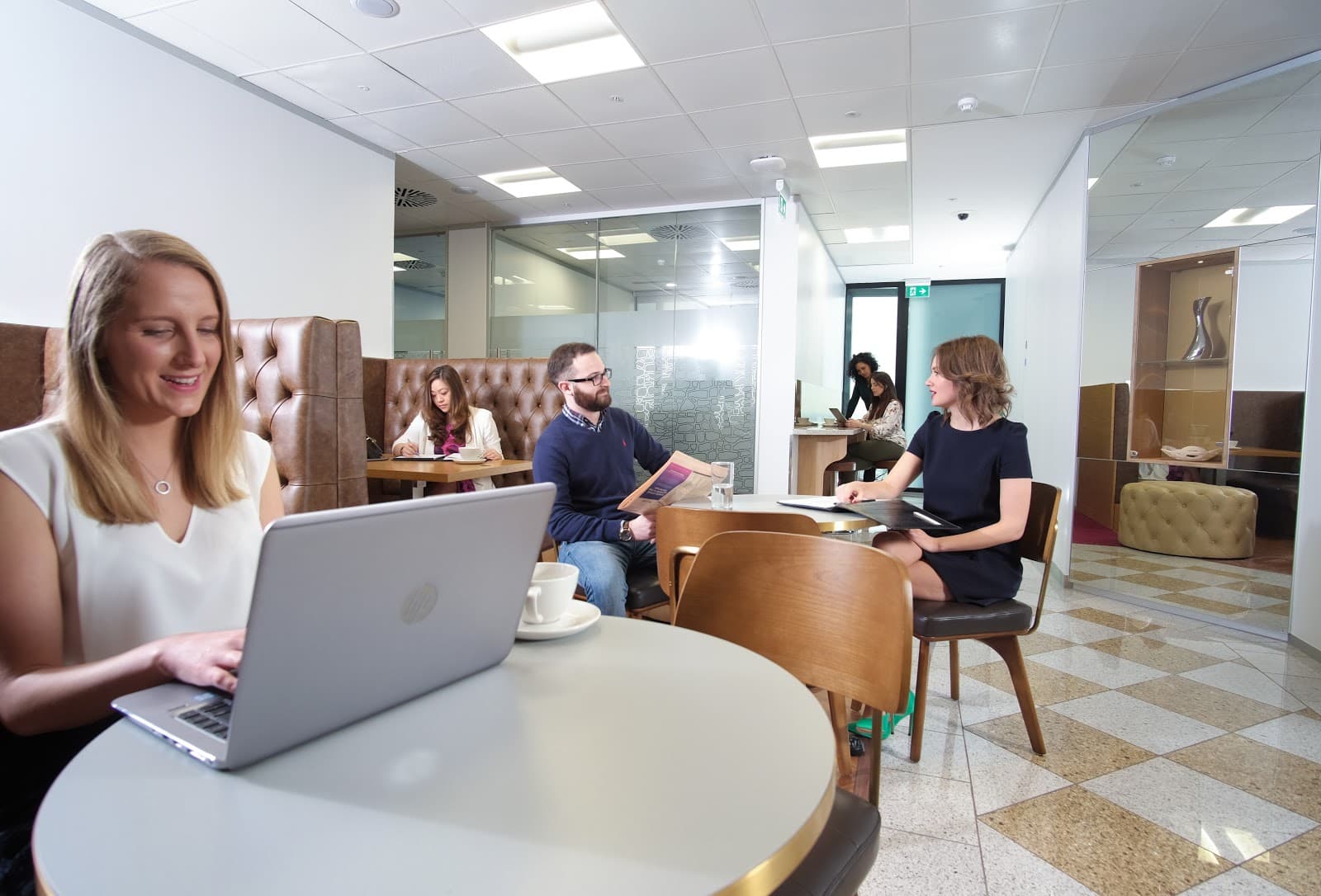 Servcorp - Canary Wharf interior photo 4