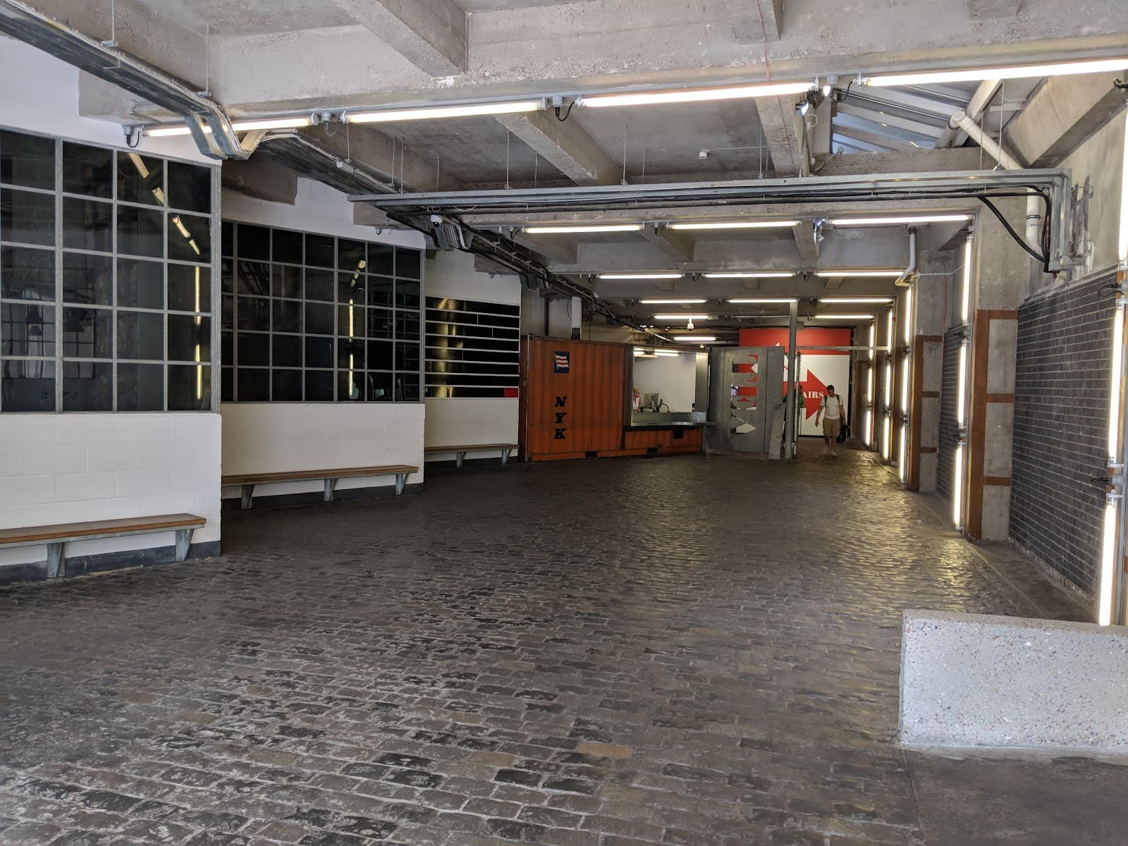 Soho Works Shoreditch interior photo 4