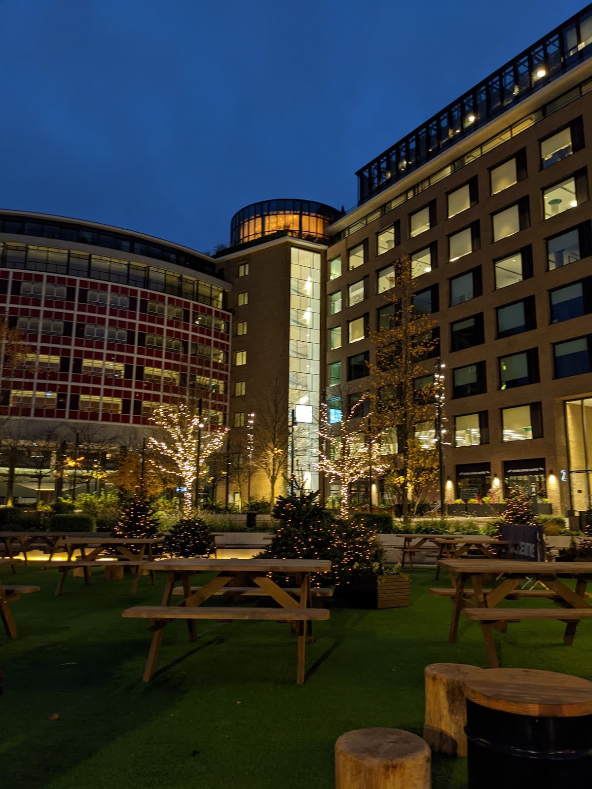 Soho Works White City interior photo 3