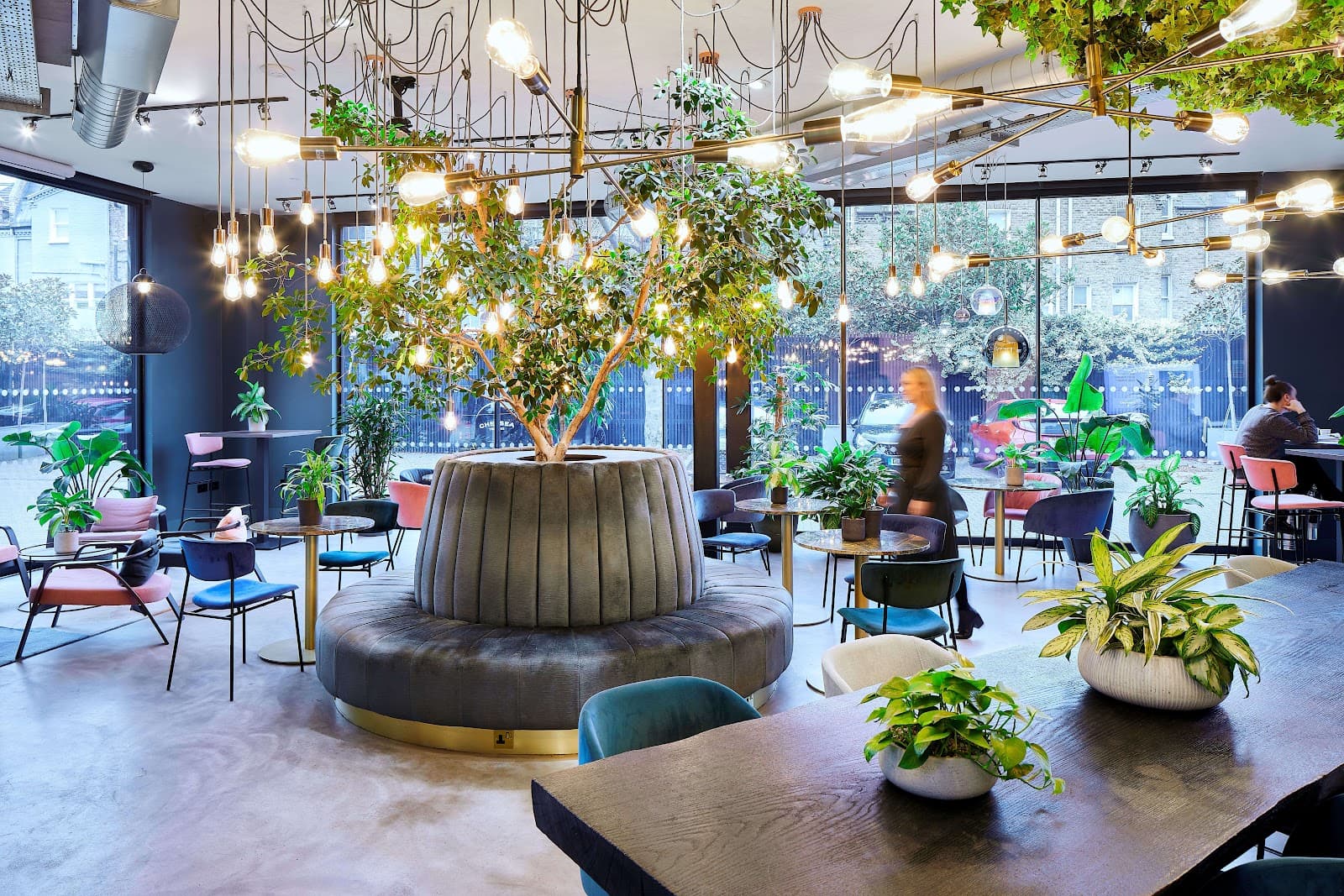 Uncommon Fulham - Flexible Office Work Space interior photo 1