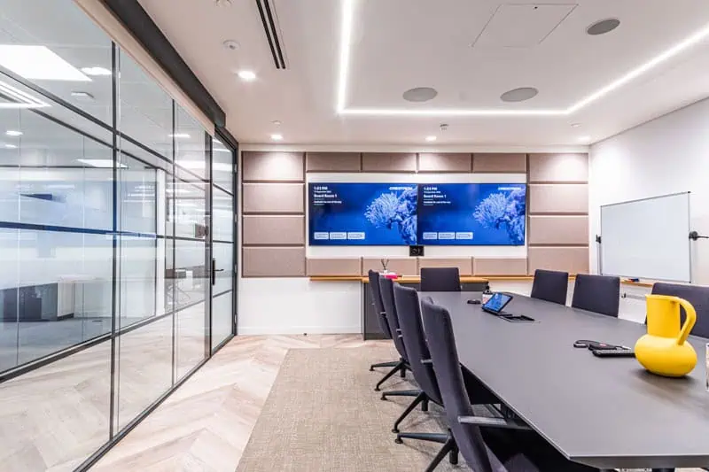 Venture X White City - The Future of Workspace interior photo 7