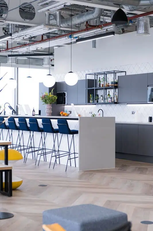 Venture X White City - The Future of Workspace interior photo 10