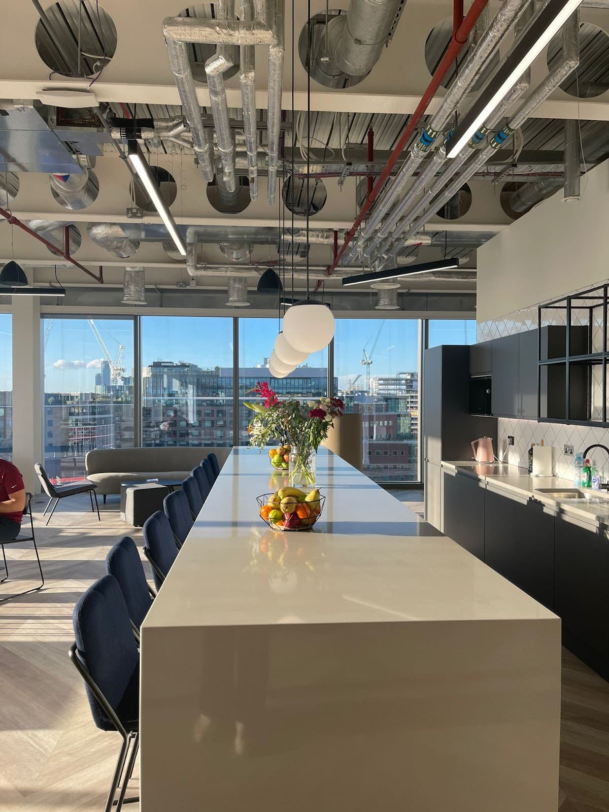 Venture X White City - The Future of Workspace interior photo 11