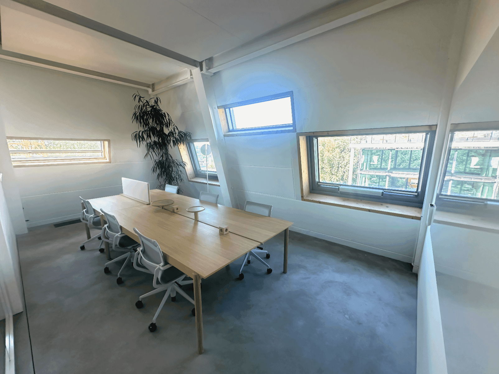 LUKSO interior photo 6